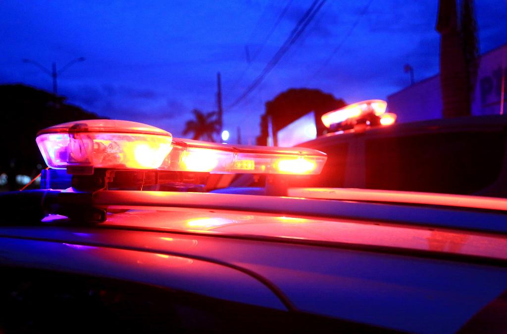 Caminhonete é furtada em frente a supermercado em Peabiru