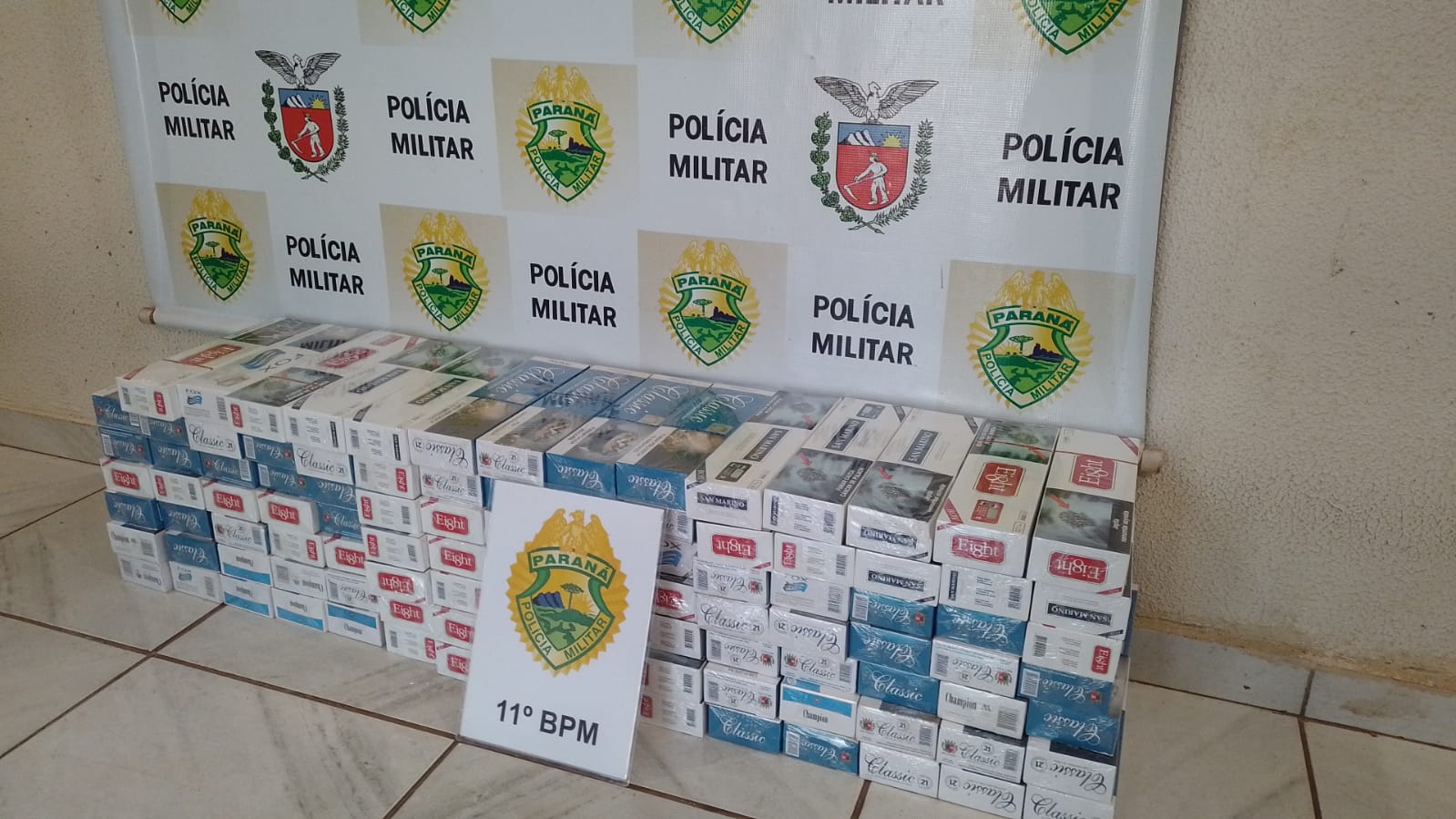 Casal é detido com mais de mil maços de cigarros contrabandeados