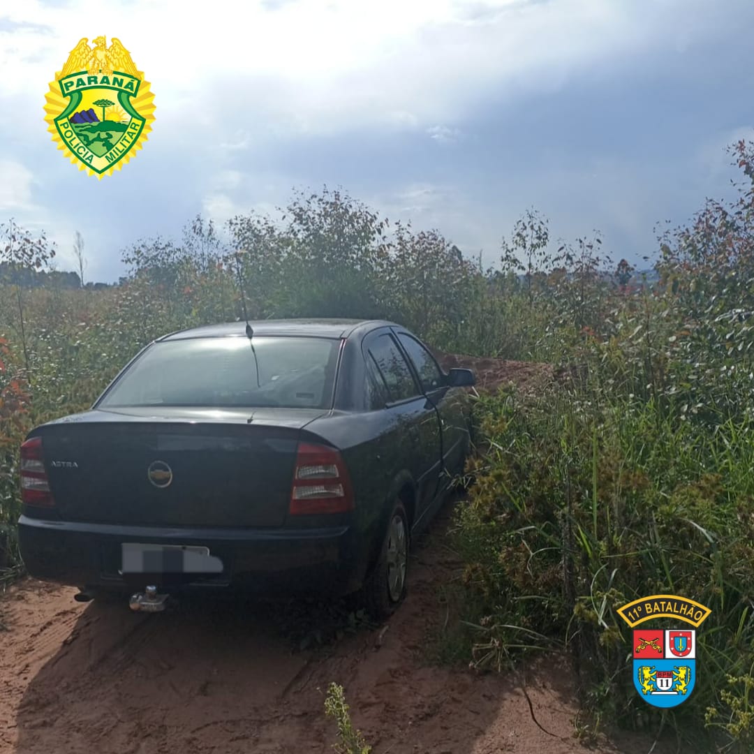 Carro roubado é recuperado no distrito de São Geraldo