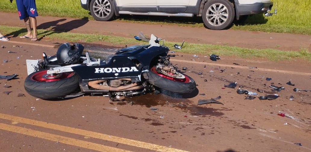 Motociclista de Araruna sofre ferimentos graves em colisão na PR-465