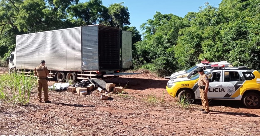 Caminhão roubado é encontrado às margens da Estrada Boiadeira